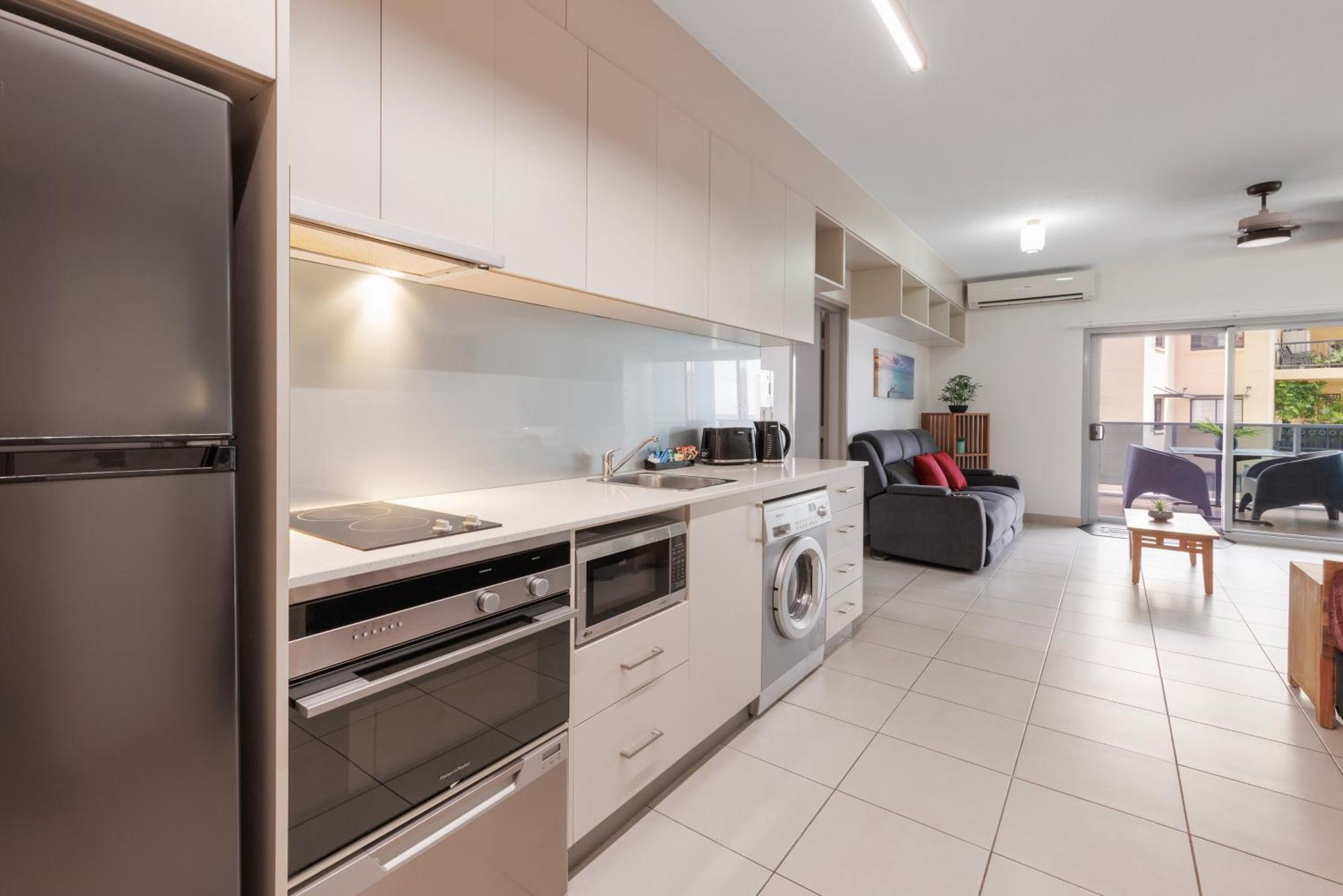 Ramada Suites By Wyndham Zen Quarter Дарвин Номер фото
